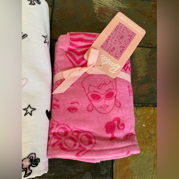 Mattel Barbie Pink & White Velour 100% Cotton 1 Bath 2 Hands Towel Set 3pc - Picture 7 of 12
